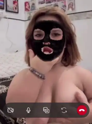 بنت بيضاء